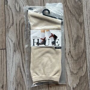 NWT Hue Cotton Tissue Sock